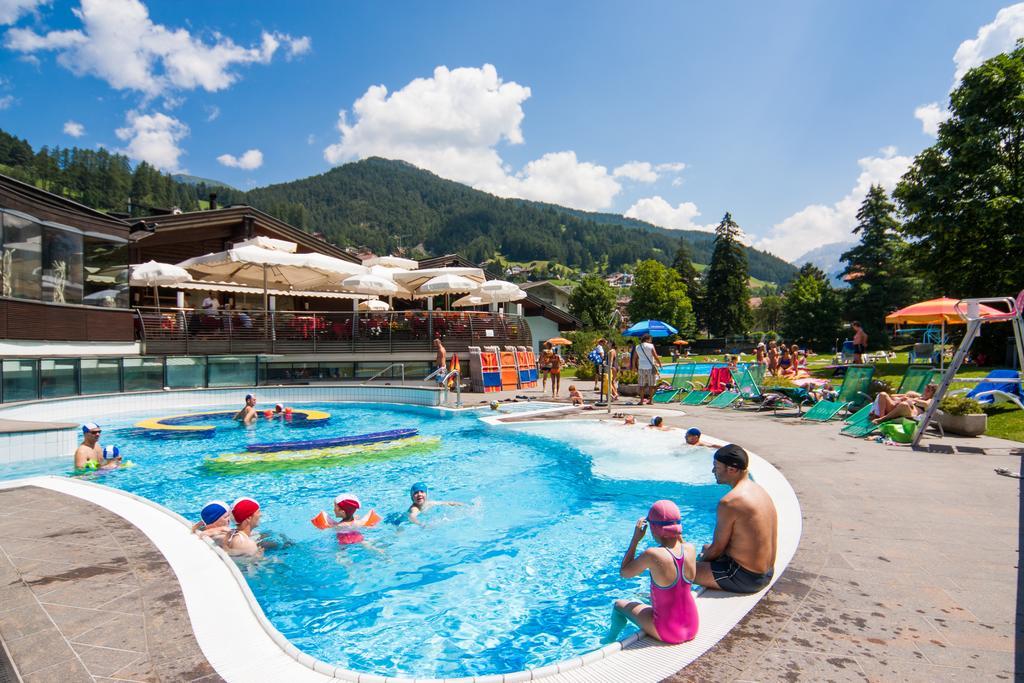 Apartments Dolomie Ortisei Bagian luar foto